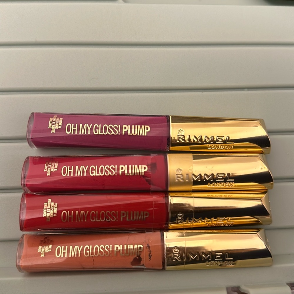 Rimmel London oh my gloss plump